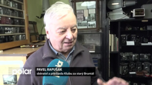 Sběratel Pavel Rapušák z Bruntálu má ve sbírce přes 250 fotoaparátů ze všech období fotografie