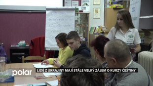 ADRA už téměř rok pořádá kurzy češtiny pro lidi z Ukrajiny a sále je o ně velký zájem
