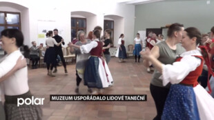 Muzeum uspořádalo taneční, kde rytmus udával cimbál