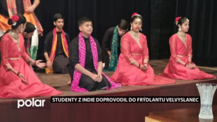 Studenty z Indie na týdenní pobyt ve Frýdlantu doprovodil jejich velvyslanec