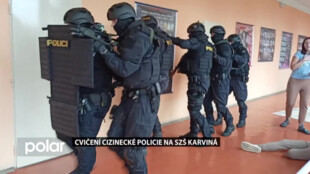 Na Střední zdravotnické škole v Karviné se konalo cvičení s cizineckou policií