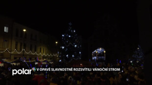 V Opavě už svítí vánoční stromy na Dolním i Horním náměstí a také vánoční výzdoba ve městě