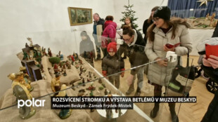 V Muzeu Beskyd ve Frýdku-Místku rozsvítili vánoční stromek a otevřeli výstavu betlémů