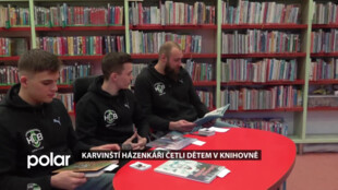 Karvinští házenkáři si našli čas na čtení knížek pro děti v knihovně