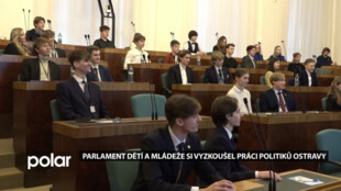 Parlament dětí a mládeže si vyzkoušel práci ostravských politiků