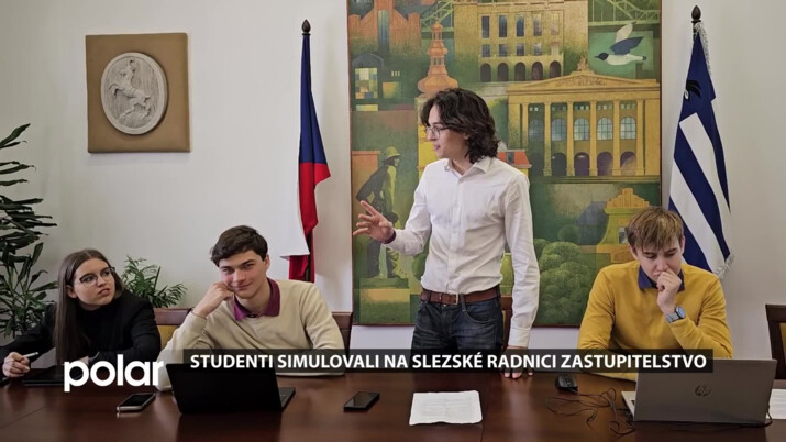 Studenti simulovali na Slezskoostravské radnici zasedání krajského zastupitelstva