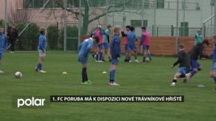 Kvalitnější přípravu na mistrovská utkání zajišťují fotbalovému klubu 1. FC Poruba nová trávníková hřiště