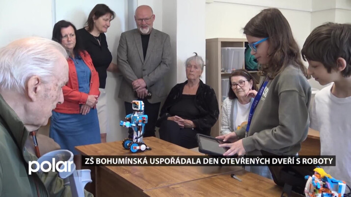 Slezskoostravská ZŠ uspořádala Den otevřených dveří s roboty, návštěvníci si vyzkoušeli i virtuální realitu