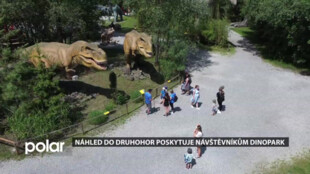Náhled do druhohor poskytuje návštěvníkům Dinopark