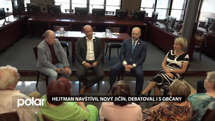 Hejtman navštívil Nový Jičín, na radnici debatoval i s občany