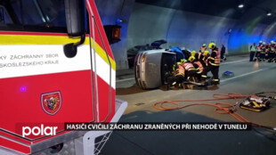 Hasiči cvičili záchranu zraněných při autonehodě v Klimkovickém tunelu