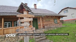 Dřevěné stavby v Nýdku lákají návštěvníky na tradiční lidovou architekturu