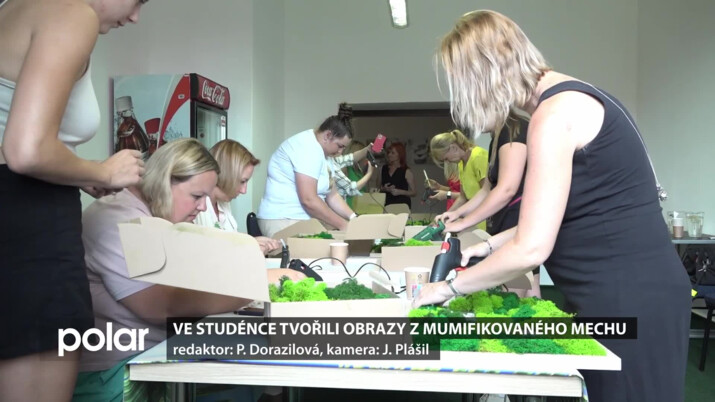 Ve Studénce tvořili obrazy z mumifikovaného mechu