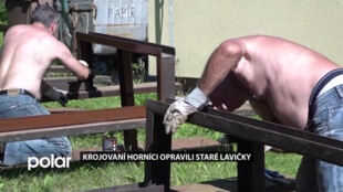 Krojovaní horníci opravili staré lavičky