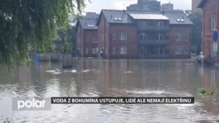 Voda z ulic Bohumína ustupuje, lidé začali odčerpávat vodu ze sklepů, schází jim elektřina