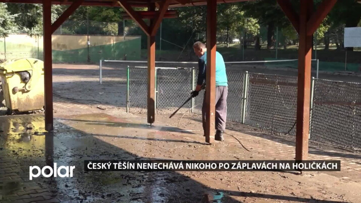 Český Těšín nenechává nikoho po záplavách na holičkách