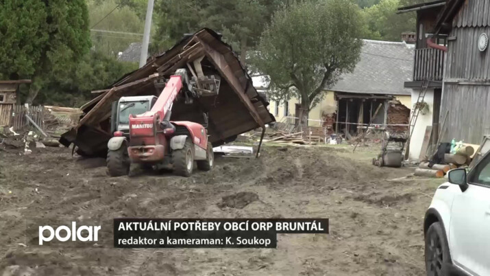 Obce Bruntálska potřebují těžkou techniku, vodovod a vysoušeče