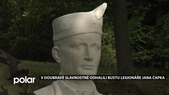 V Doubravě slavnostně odhalili bustu významného Sokola, legionáře a národního hrdiny Jana Čapka