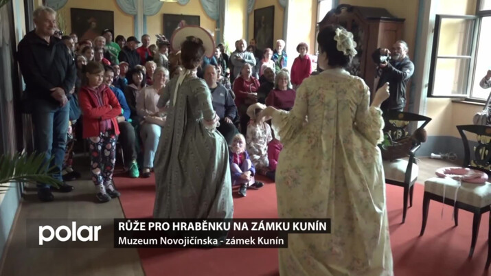 Růže pro hraběnku byly největší slavností v roce na zámku Kunín