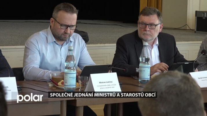 Starostové měst a obcí se sešli s ministry. Řešili financování povodňových škod