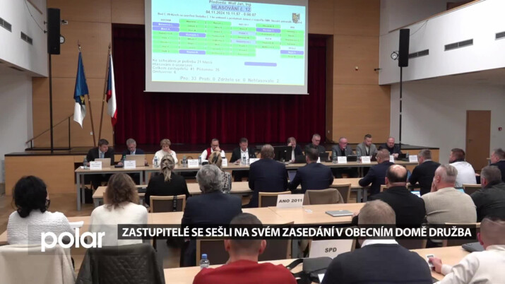 Karvinští zastupitelé se sešli na svém pravidelném zasedání v Obecním domě Družba