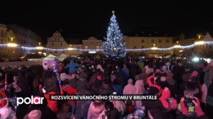 V Bruntále už svítí vánoční strom i celá výzdoba města