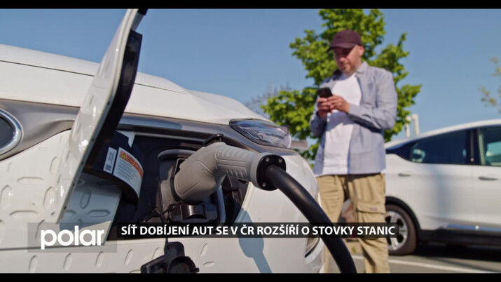 Dobíjecí stanice pro elektromobily se rozšíří, cena by růst neměla