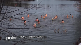 Již osmnácté setkání otužilců na bruntálském Kobylím rybníku na akci Bruntálský krystalek