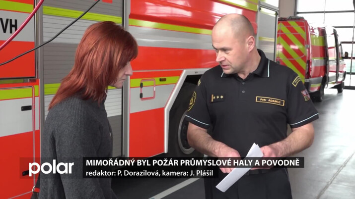 Mimořádný byl pro hasiče požár průmyslové haly a v září povodně