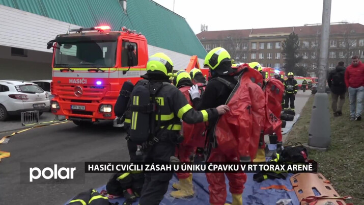 V porubské RT TORAX ARENĚ se uskutečnilo cvičení na únik čpavku. Zapojilo se 31 hasičů