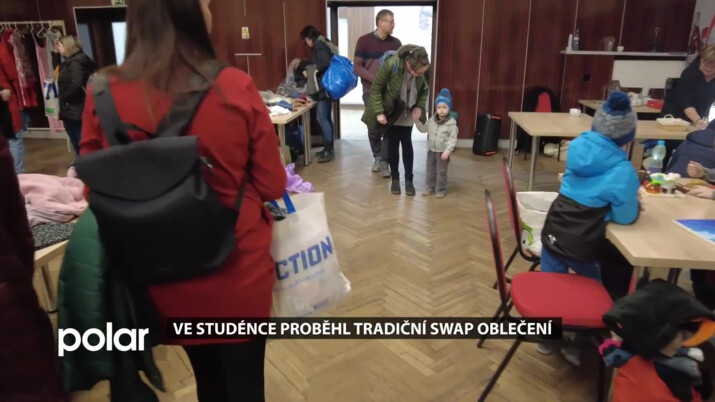 BEZ KOMENTÁŘE: Ve Studénce proběhl tradiční swap oblečení