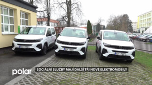 Byly pořízeny další tři nové elektromobily pro usnadnění práce Sociálních služeb Karviná
