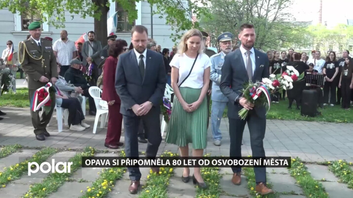 Opava si pietním aktem u památníku Osvobození připomněla 80 let od osvobození města