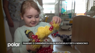 Do Nemocnice Karviná - Ráj se vydaly panenky až z Krnova a rozveselily hospitalizované děti
