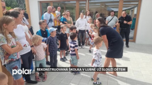 Klíč od nové mateřské školy v Lubně děti dostaly až po nakrmení zvířátek