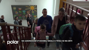 Na Sjednocení vyzdobili školu a těšili se na děti