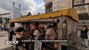 Slavnost města napsala své třicáté pokračování