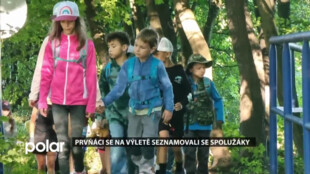 Prvňáci z Nové Vsi se na výletě podél Satiny seznamovali se spolužáky
