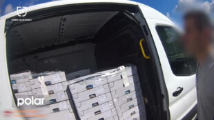 Celníci při kontrole na dálnici odhalili kuřecí maso v dodávce bez chlazení