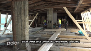 Poslední část Starého zámku bude do října pod novou střechou