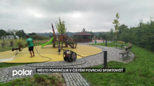 Havířov pokračuje v čištění povrchů sportovišť