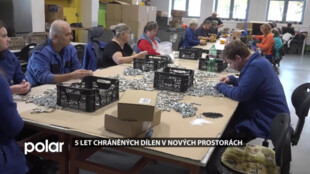 Chráněné dílny Charity Opava slaví 5 let v nových prostorách v Jaktaři a stále se rozvíjí