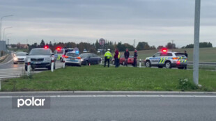 Polští policisté pronásledovali Čecha do Opavy, kde boural na kruhovém objezdu