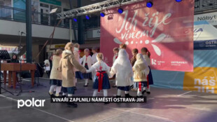 Náměstí Ostrava-Jih zaplnili vinaři díky festivalu Jih žije vínem