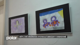 Děti z MŠ Křižíkova vystavují obrázky hrdinů v přívozské knihovně
