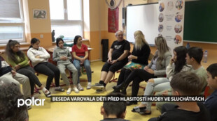 Žáci ZŠ Halasova debatovali s neslyšícím o komunikaci a péči o sluch