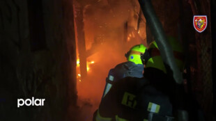 Druhý stupeň poplachu ve Frýdlantu. Sedm jednotek hasičů likvidovalo velký požár