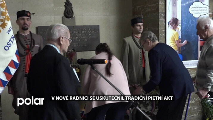 V Nové radnici se uskutečnil tradiční pietní akt. Účastníci vzpomněli oběti totality