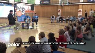 Kanadský hokejista Leahy četl dětem na ZŠ Dvorského