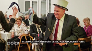 Slezskoostravští senioři se bavili na každoročním plese, postaralo se o to vystoupení kouzelnice i striptýz